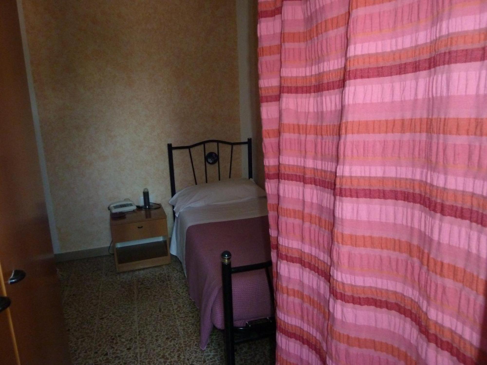 Hotel Bolognese Foligno Kültér fotó